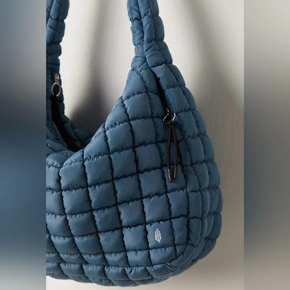 NWT Free People FP Movement Quilted Carryall Tote Bag Skyline Blue Shoulder Gray - Picture 5 of 13